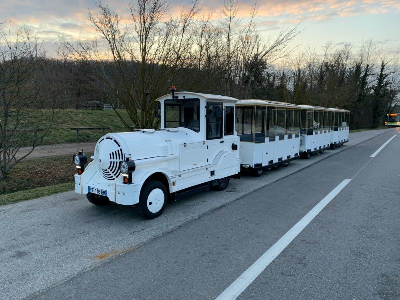 petit-train-touristique-avant