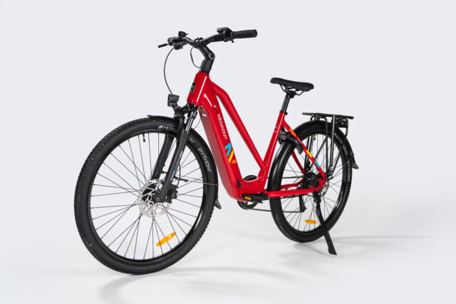 VTC électrique ADONIS NG de chez NEOMOUV